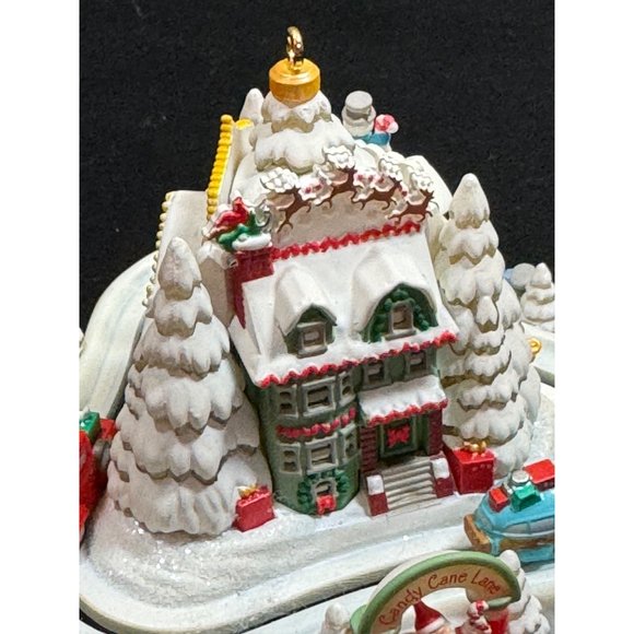 2007 Candy Cane Lane (Candy Cane Lane) Hallmark Keepsake Christmas Tree - Picture 6 of 15